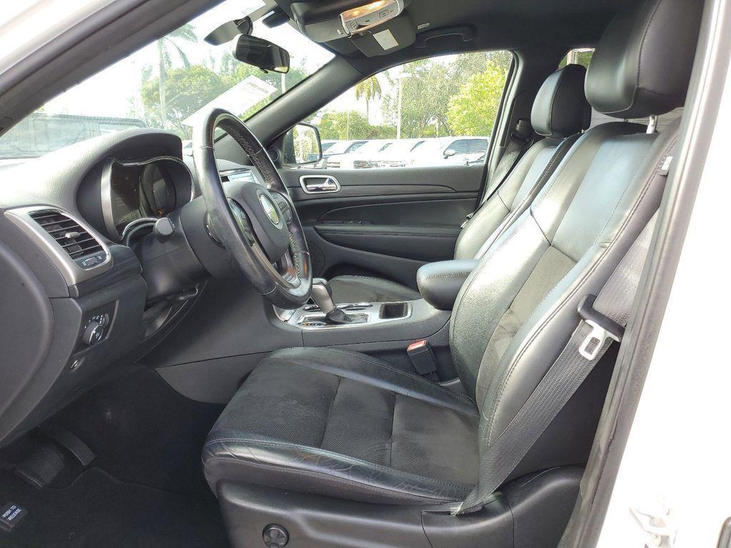used 2021 Jeep Grand Cherokee car, priced at $21,990