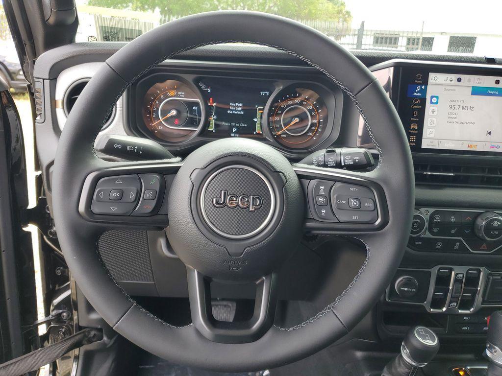 new 2025 Jeep Wrangler car, priced at $43,462