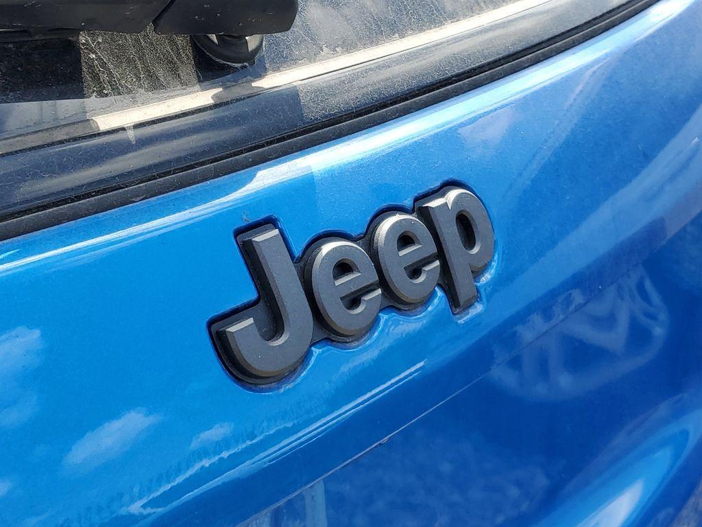 new 2025 Jeep Compass car, priced at $22,590