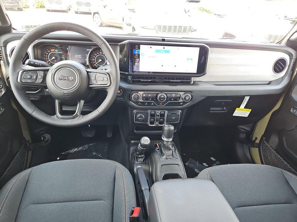 new 2025 Jeep Wrangler car, priced at $40,076