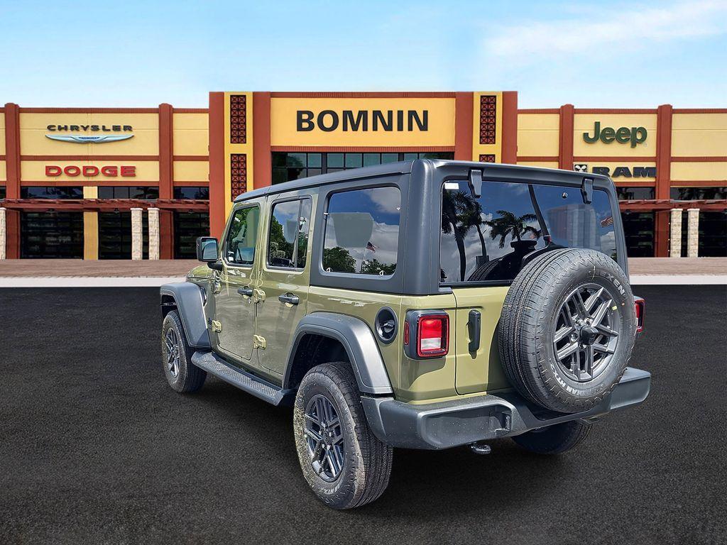 new 2025 Jeep Wrangler car, priced at $40,076