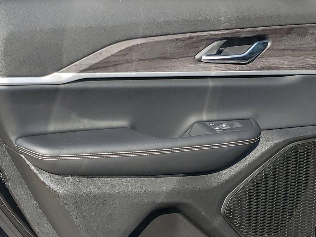 new 2025 Jeep Grand Cherokee car, priced at $34,973