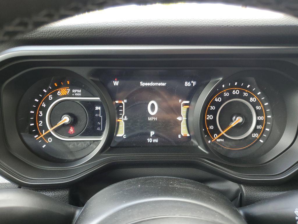new 2025 Jeep Wrangler car, priced at $43,871