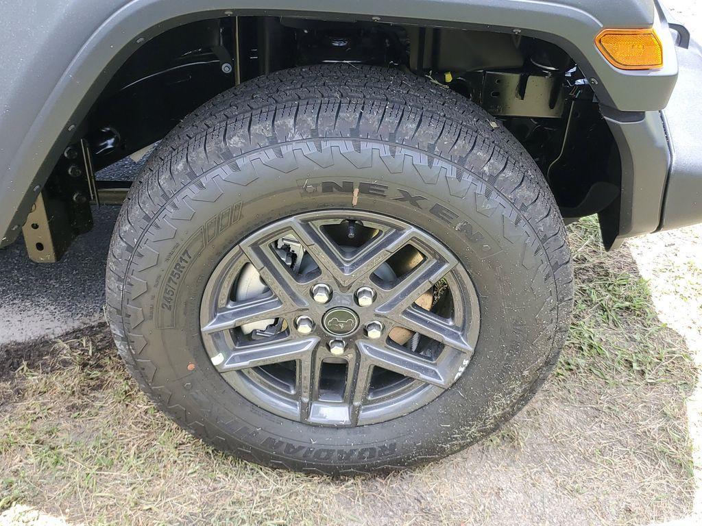 new 2025 Jeep Wrangler car, priced at $43,871