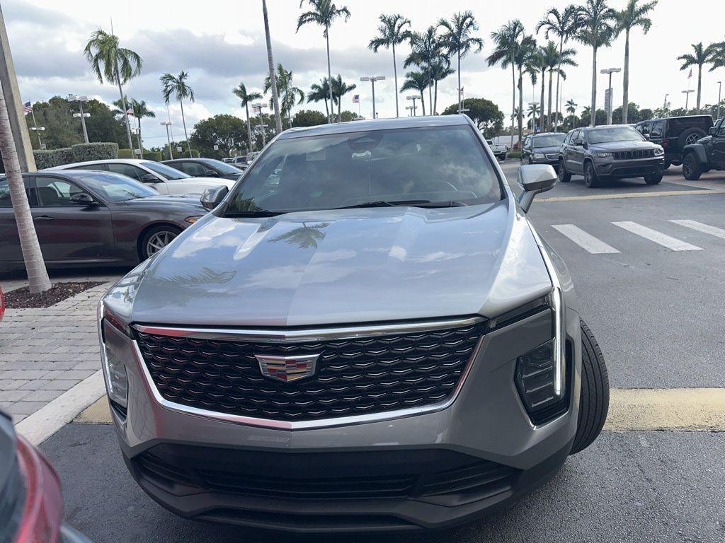 used 2024 Cadillac XT4 car, priced at $35,990