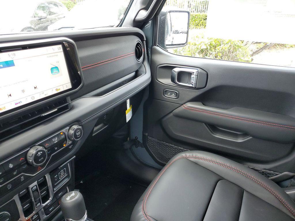 new 2025 Jeep Wrangler car, priced at $53,890