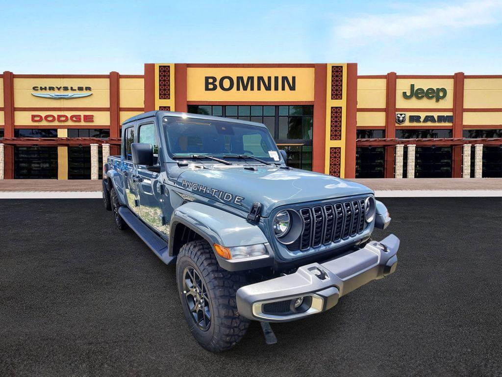 new 2025 Jeep Gladiator car, priced at $40,157