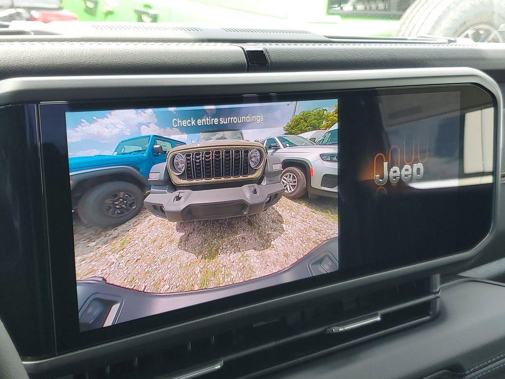 new 2025 Jeep Gladiator car, priced at $40,157