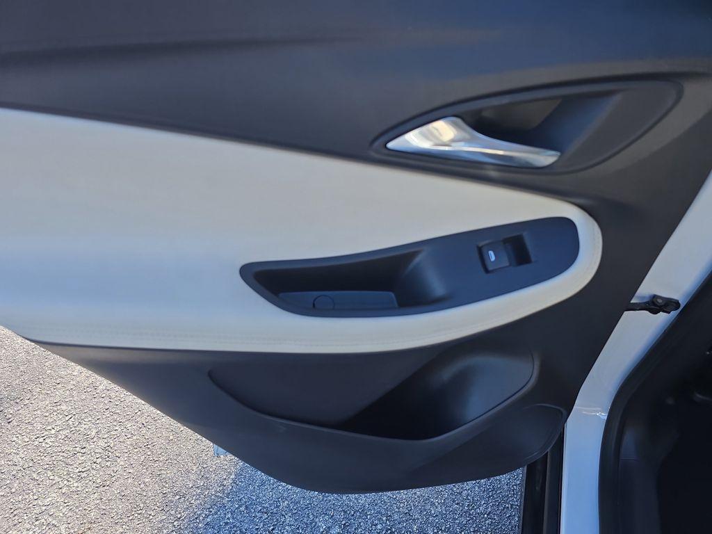 used 2025 Buick Encore GX car, priced at $21,990