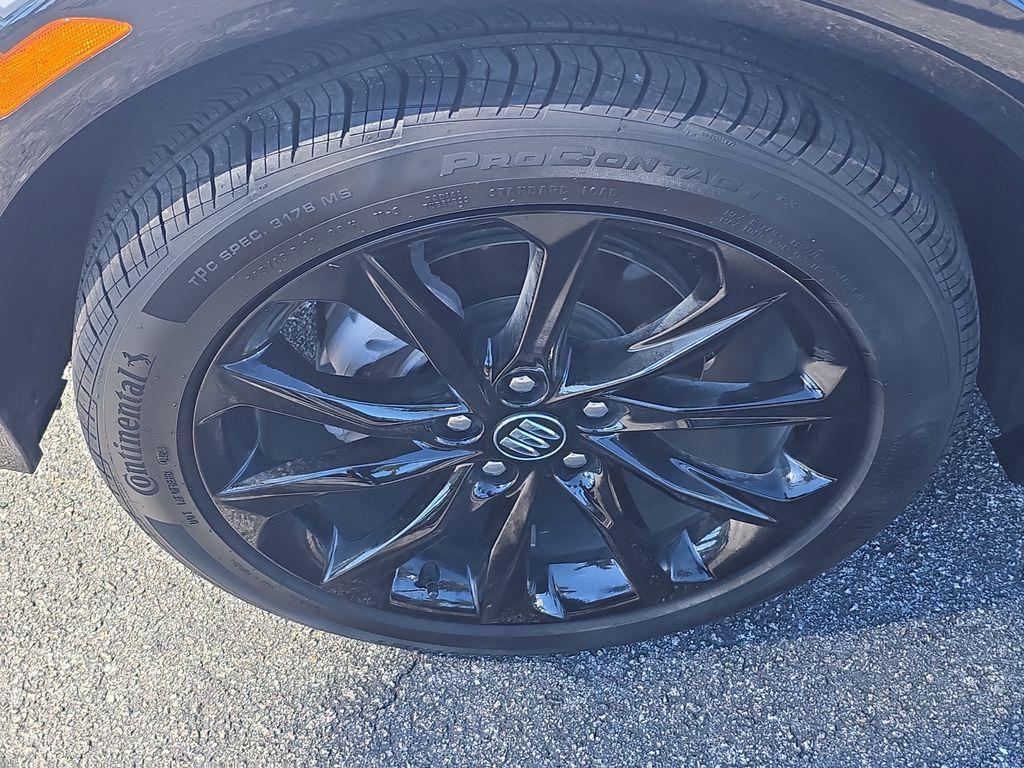 used 2025 Buick Encore GX car, priced at $21,990