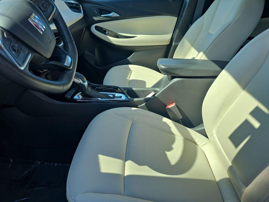 used 2025 Buick Encore GX car, priced at $21,990