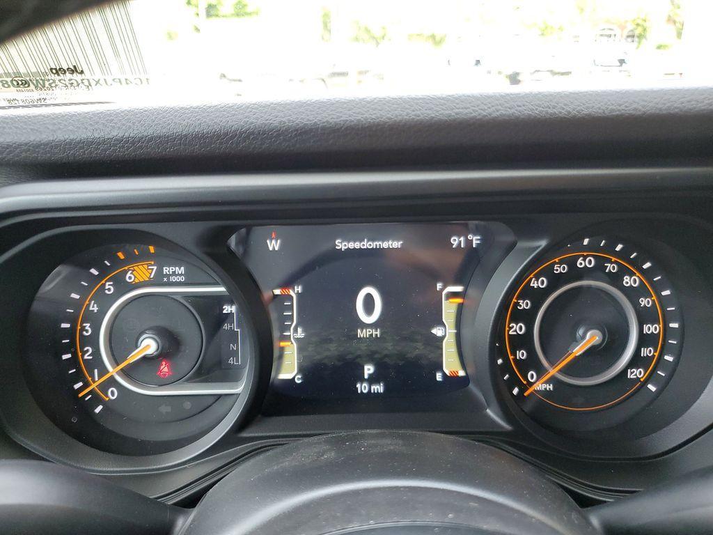 new 2025 Jeep Wrangler car, priced at $40,076