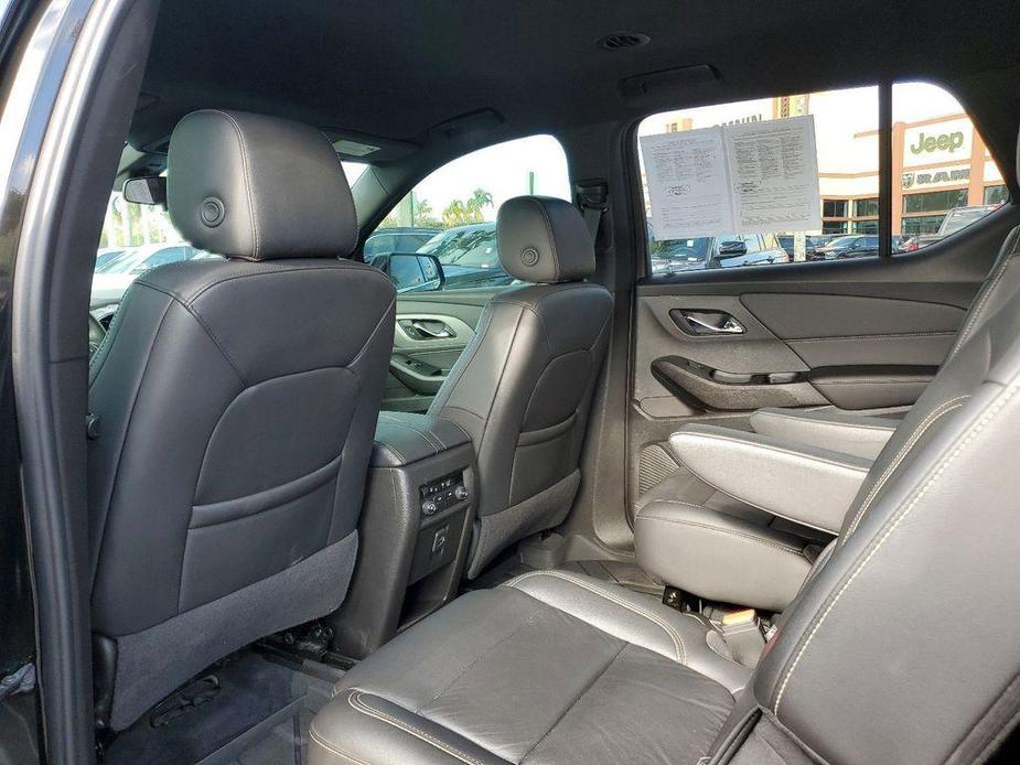 used 2023 Chevrolet Traverse car, priced at $29,990