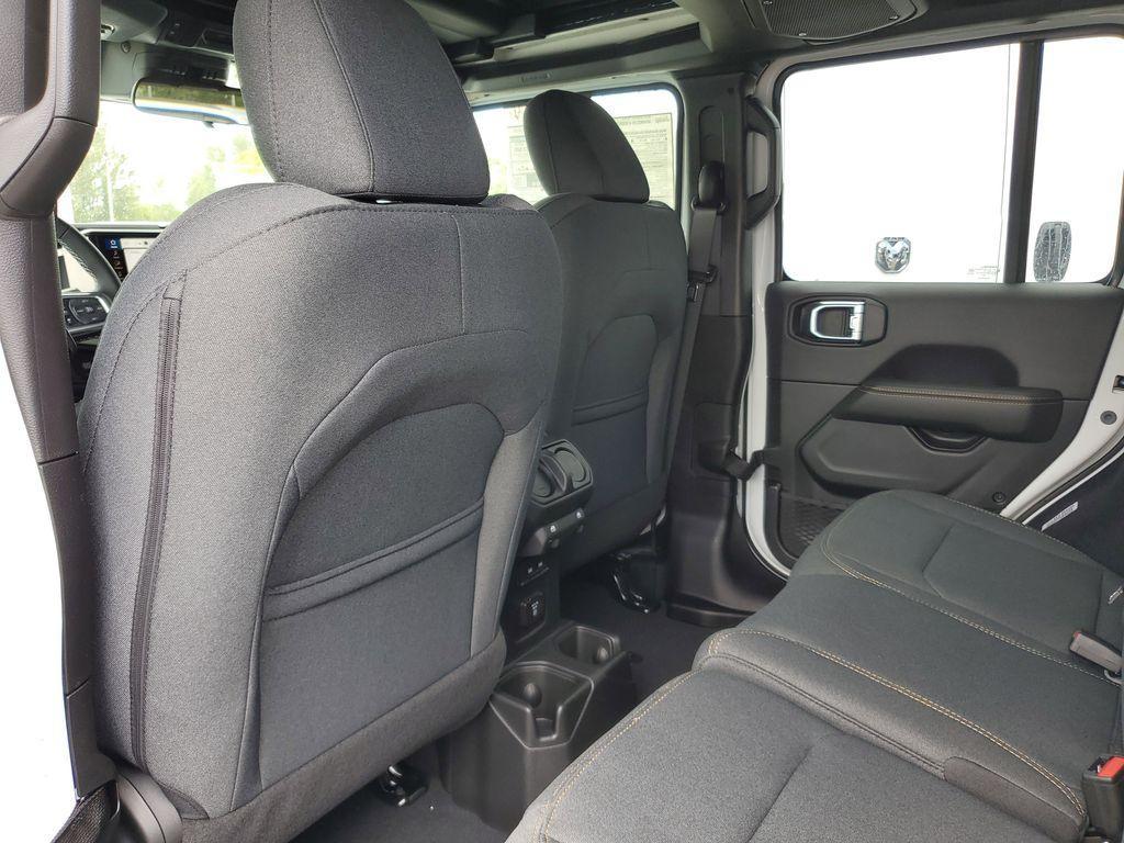 new 2025 Jeep Wrangler car, priced at $45,387