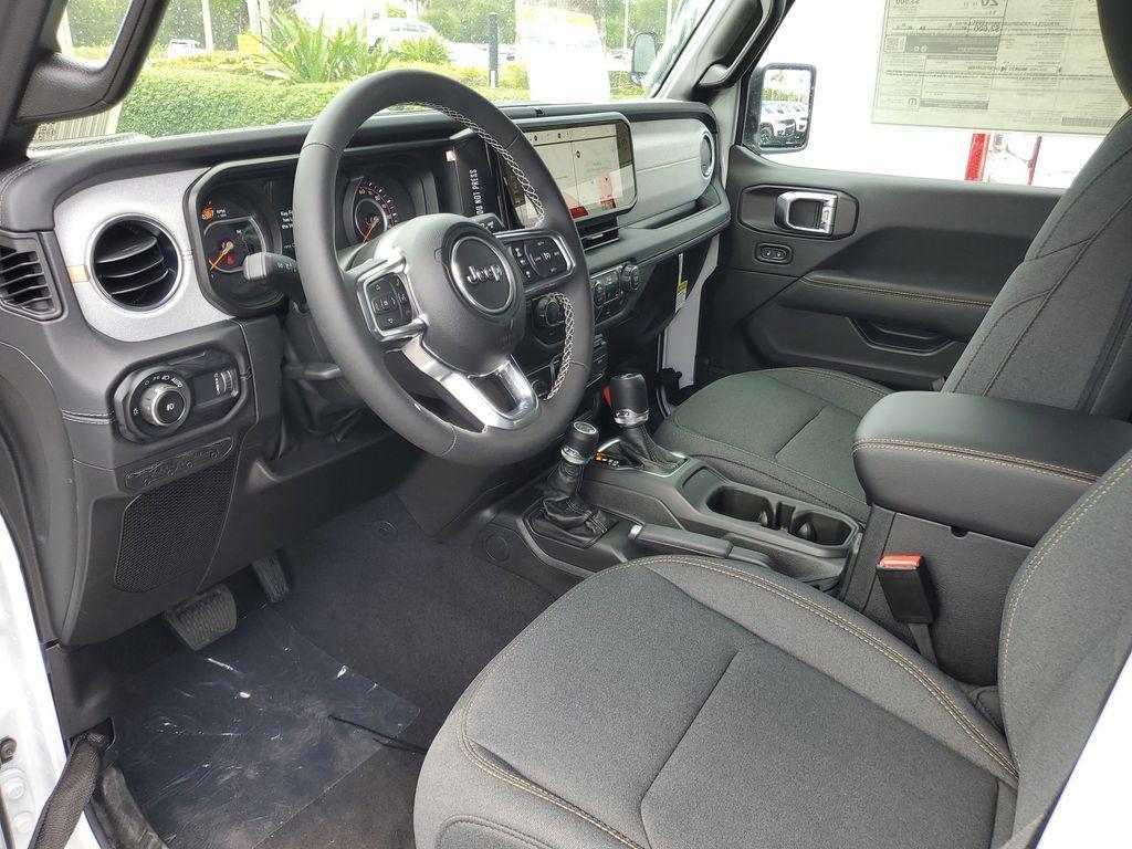 new 2025 Jeep Wrangler car, priced at $45,387