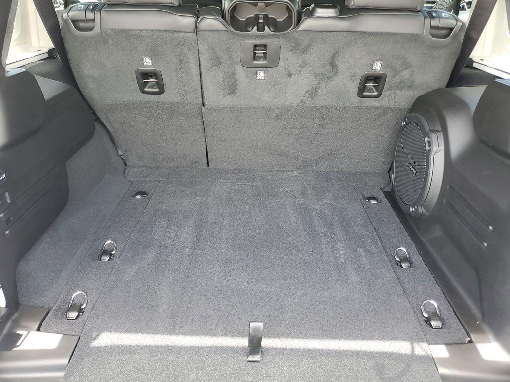 new 2025 Jeep Wrangler car, priced at $47,632
