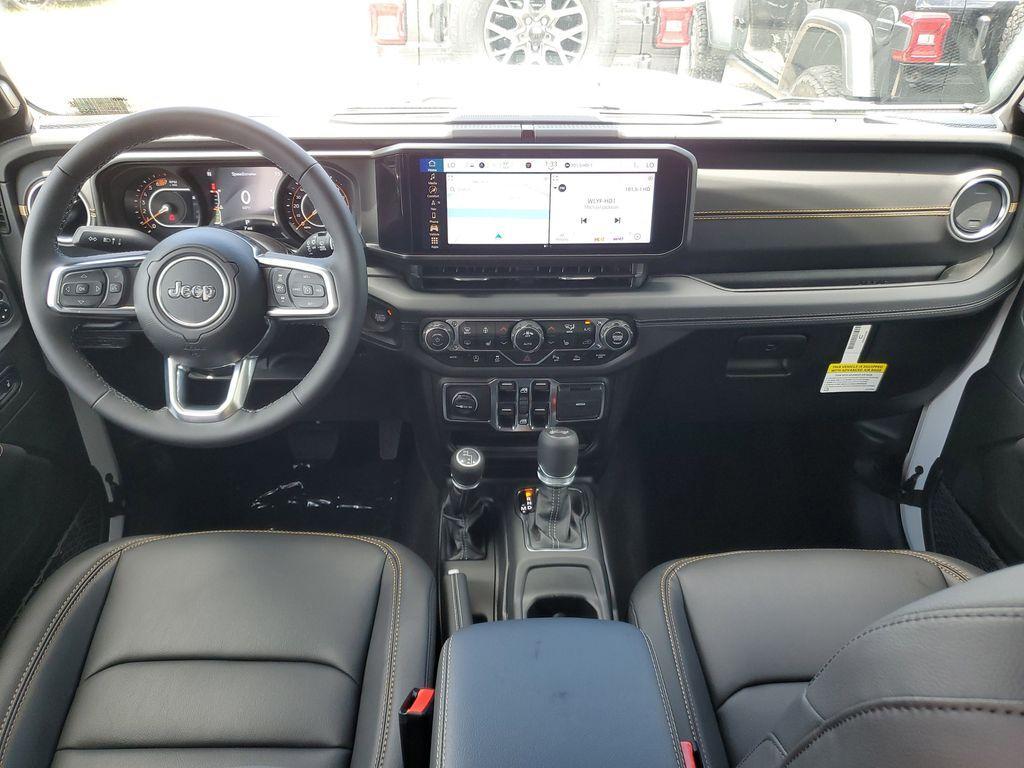 new 2025 Jeep Wrangler car, priced at $47,632