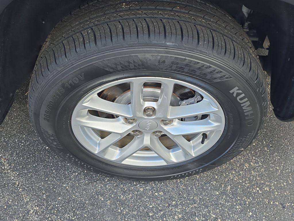 used 2022 Jeep Grand Cherokee L car, priced at $22,490