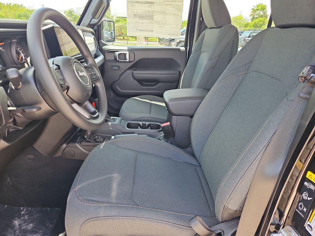 new 2025 Jeep Gladiator car, priced at $33,499