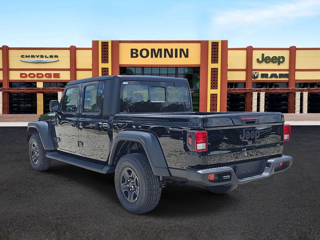 new 2025 Jeep Gladiator car, priced at $33,499