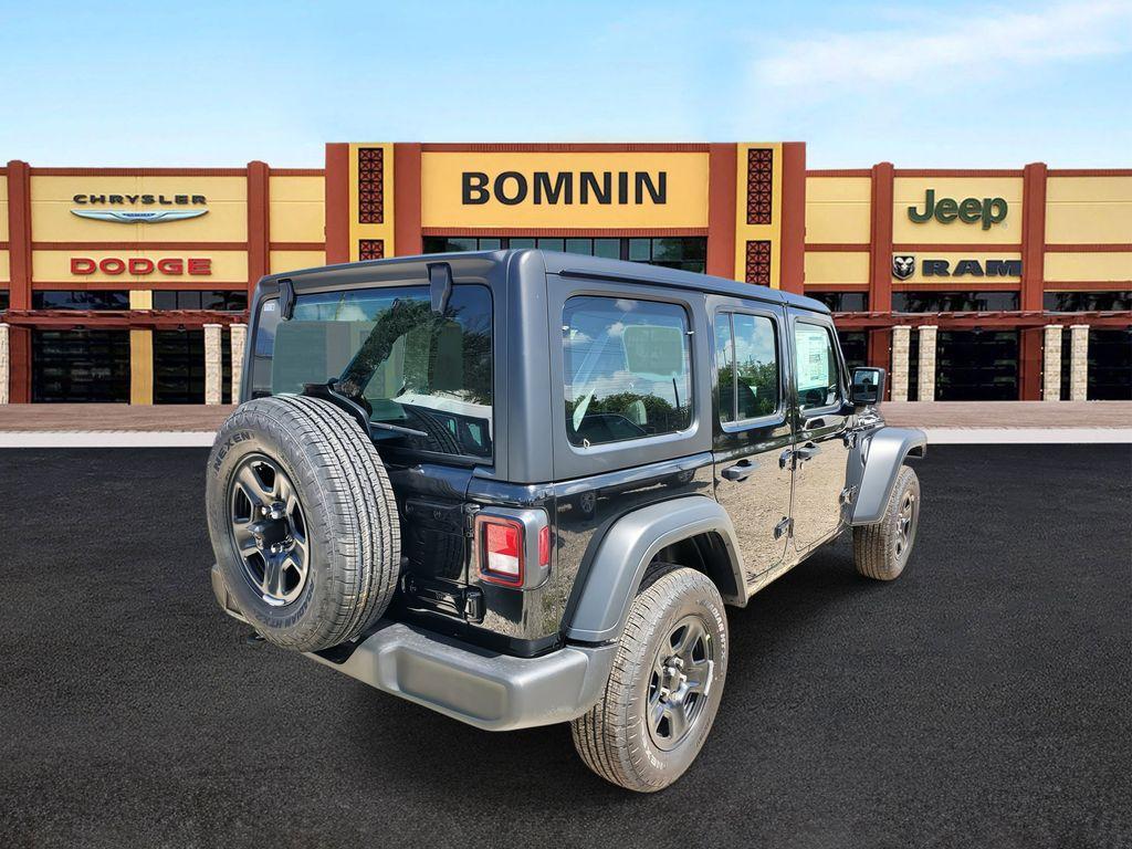 new 2025 Jeep Wrangler car, priced at $33,747