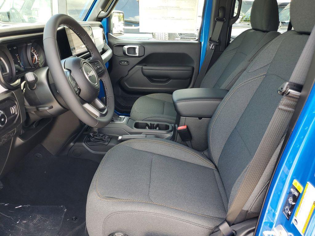 new 2025 Jeep Wrangler car, priced at $39,675