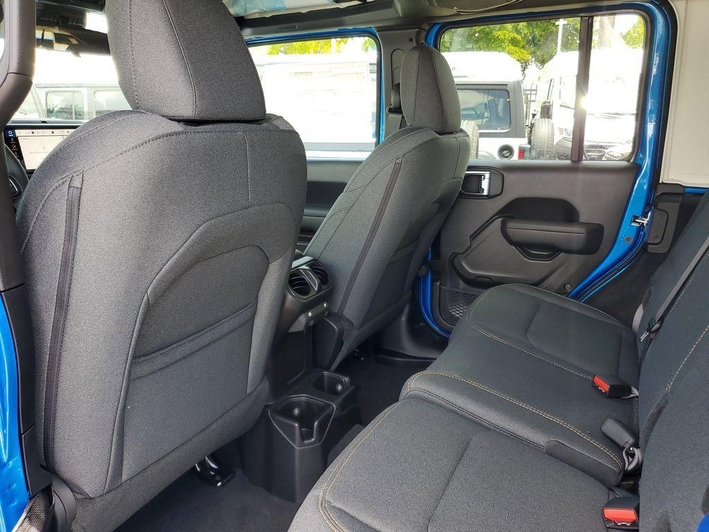 new 2025 Jeep Wrangler car, priced at $39,675