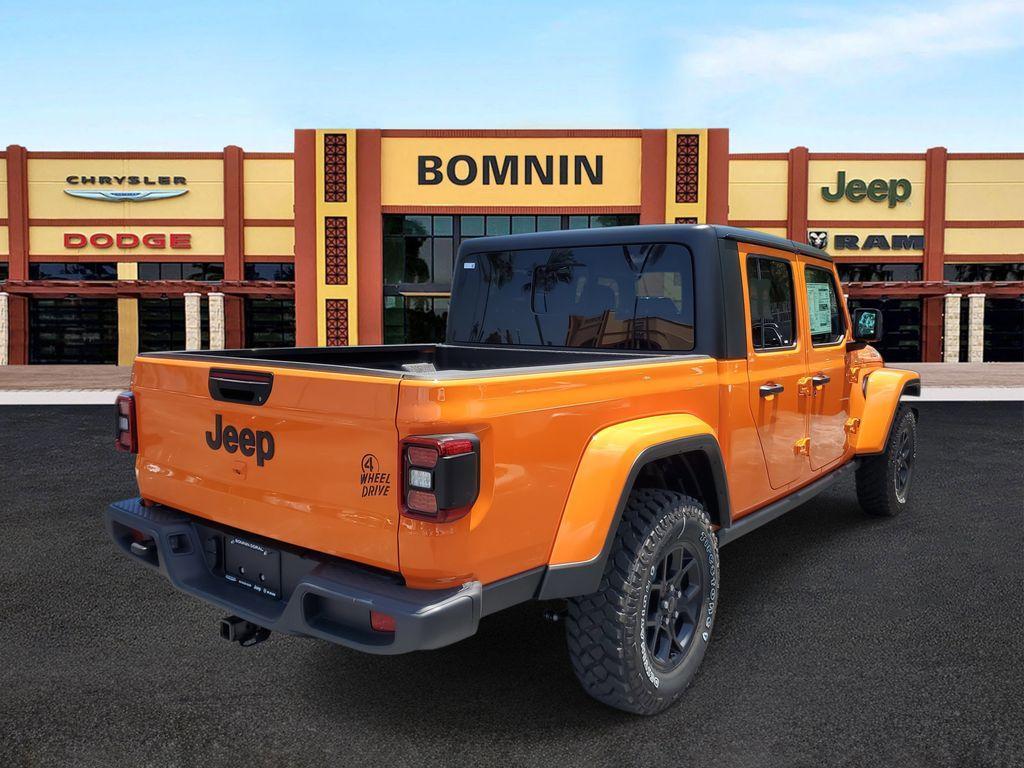 new 2025 Jeep Gladiator car, priced at $43,677