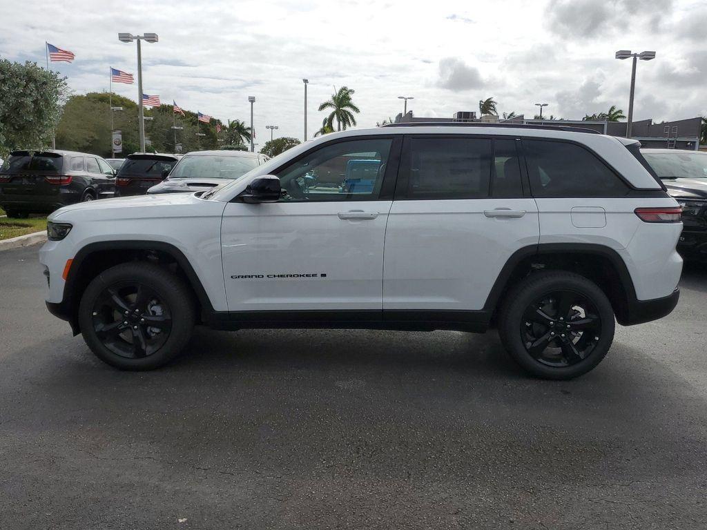 new 2025 Jeep Grand Cherokee L car, priced at $38,625