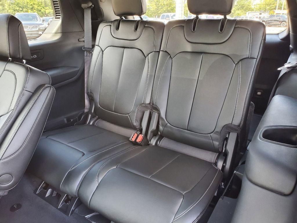 new 2025 Jeep Grand Cherokee L car, priced at $38,625