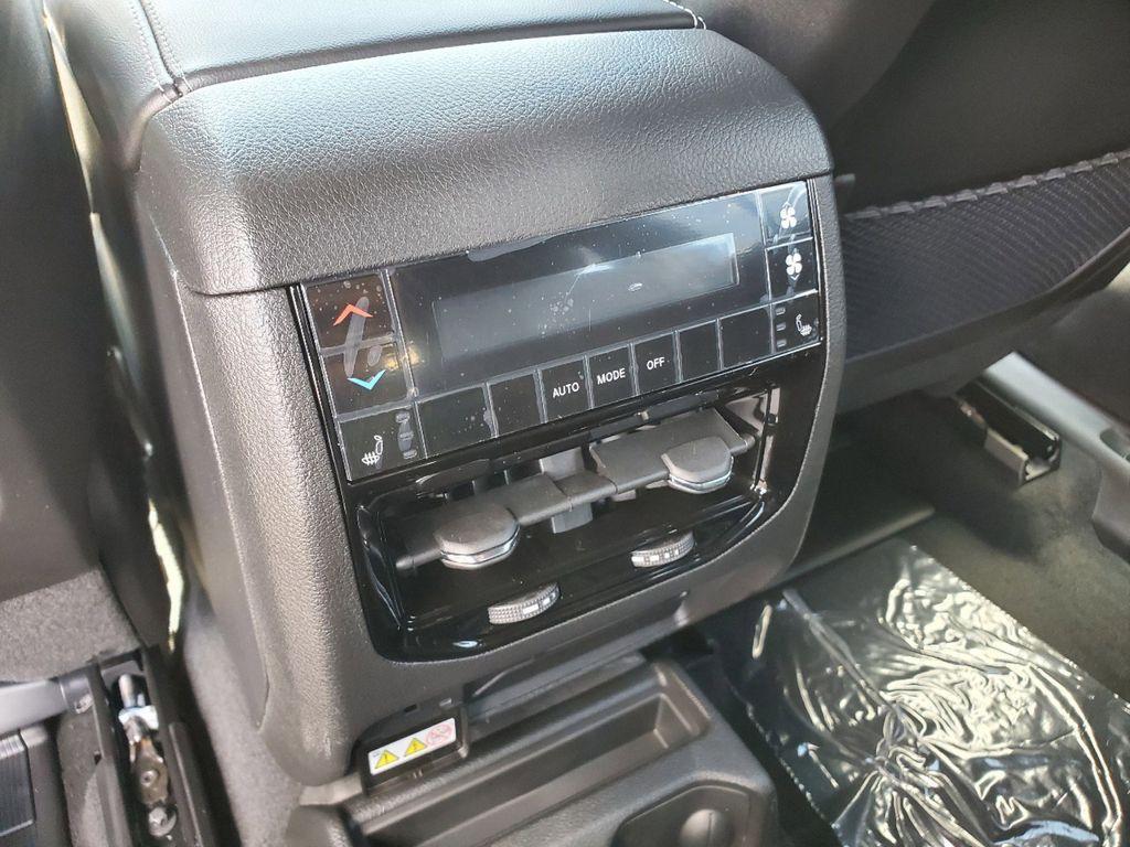 new 2025 Jeep Grand Cherokee L car, priced at $38,625