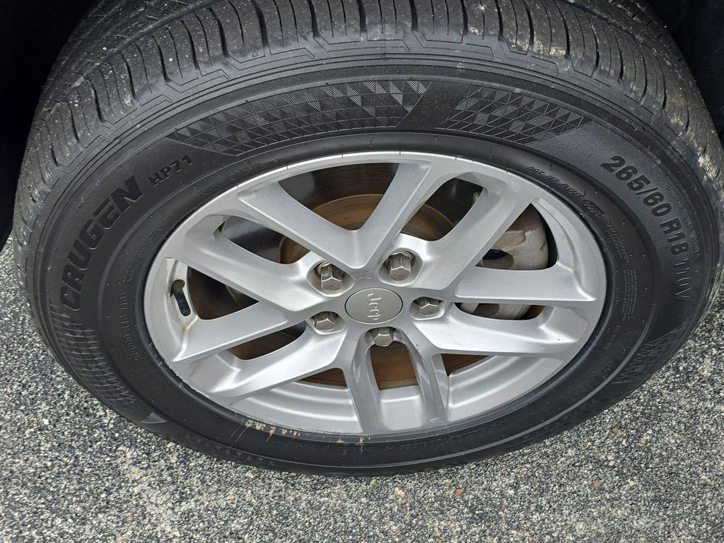 used 2022 Jeep Grand Cherokee L car, priced at $24,990