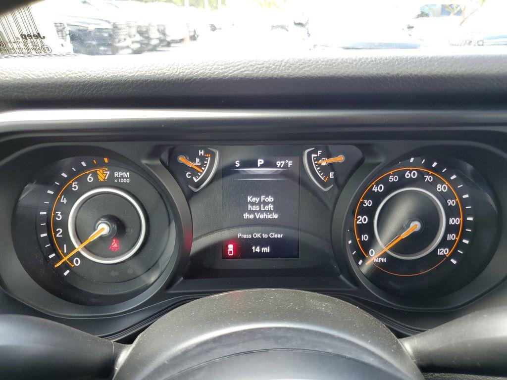 new 2025 Jeep Gladiator car, priced at $34,590