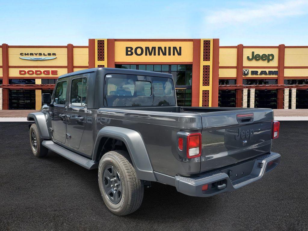 new 2025 Jeep Gladiator car, priced at $34,590