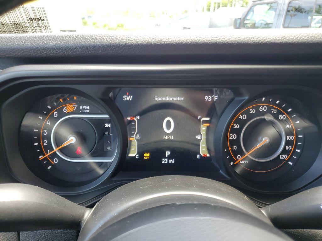 new 2025 Jeep Wrangler car, priced at $37,799