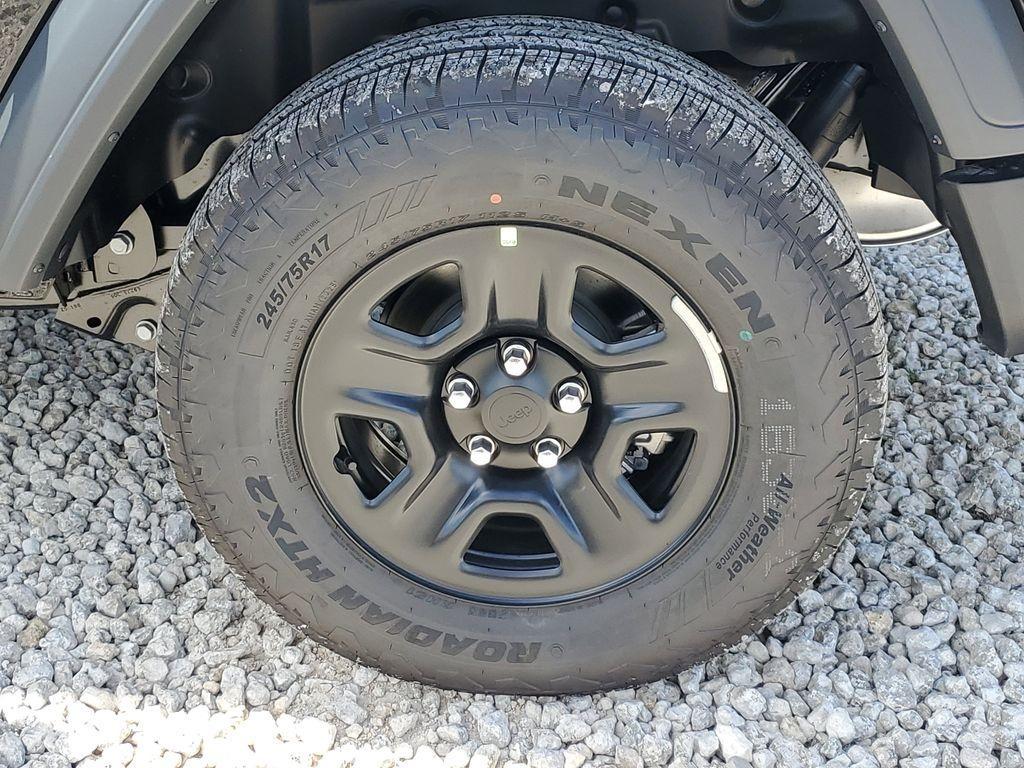 new 2025 Jeep Wrangler car, priced at $29,695