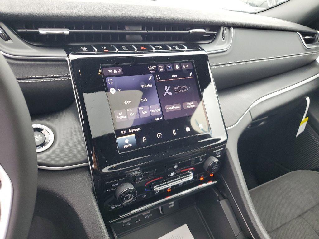 new 2025 Jeep Grand Cherokee L car, priced at $34,280