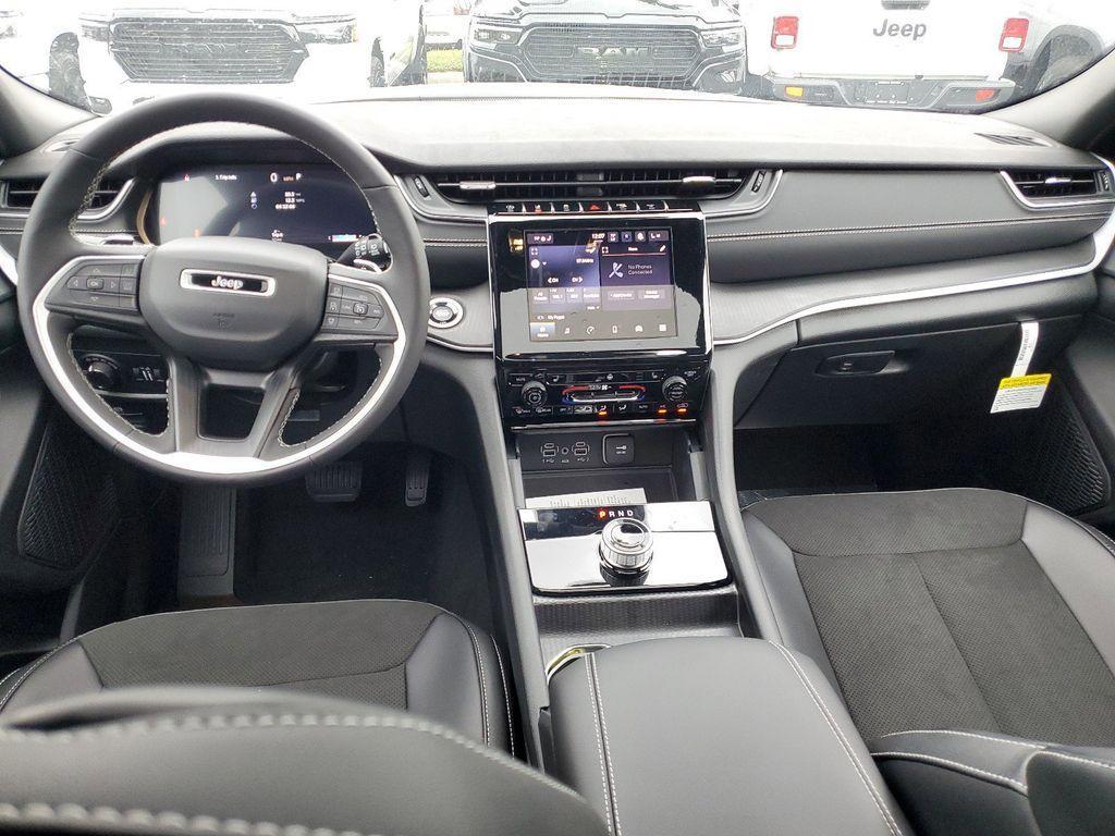 new 2025 Jeep Grand Cherokee L car, priced at $34,280
