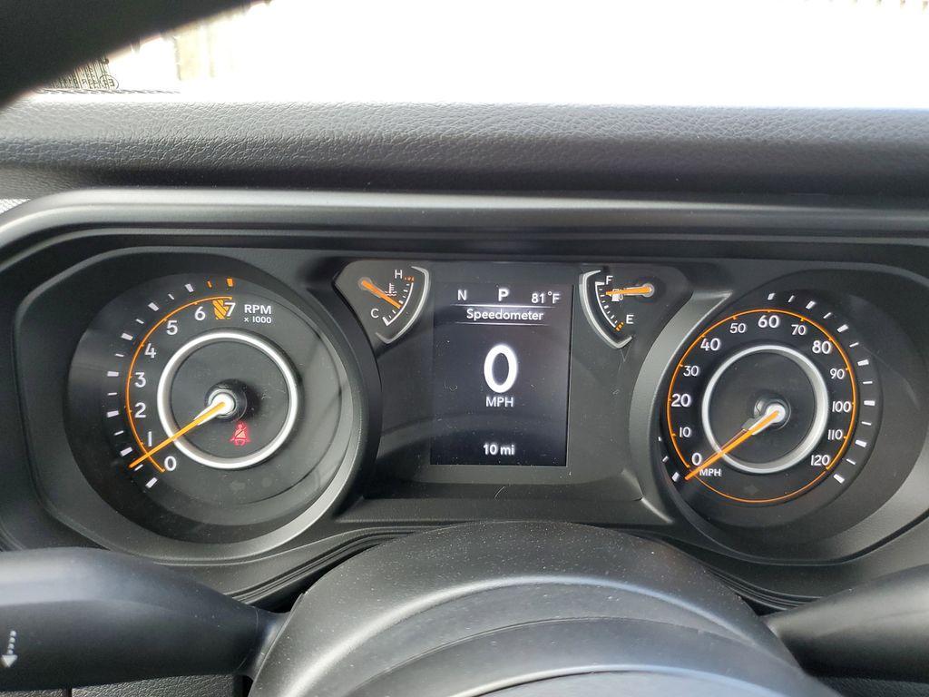 new 2025 Jeep Gladiator car, priced at $33,995