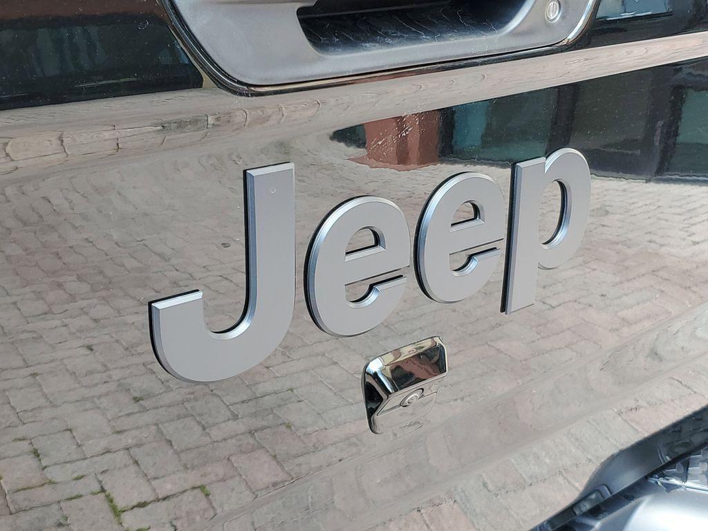 new 2025 Jeep Gladiator car, priced at $36,580