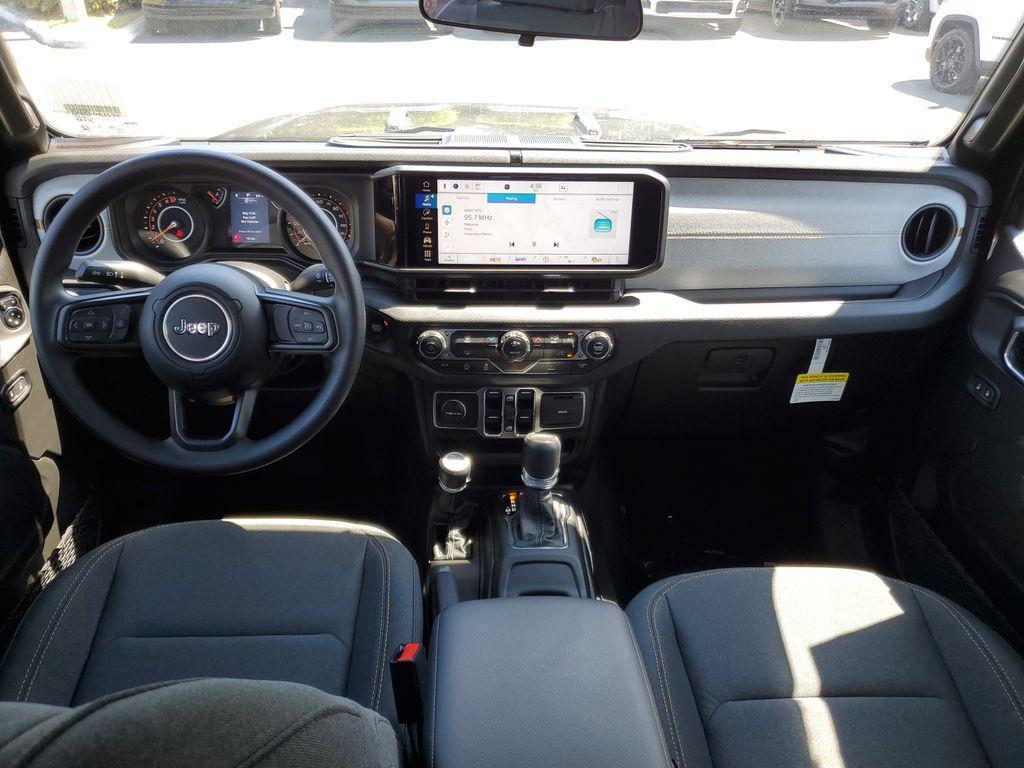 new 2025 Jeep Gladiator car, priced at $36,580