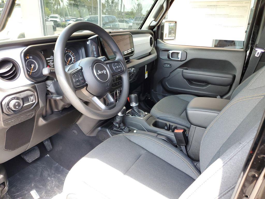 new 2025 Jeep Gladiator car, priced at $36,580