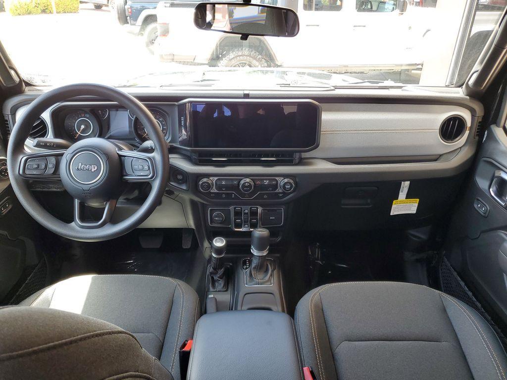 new 2025 Jeep Gladiator car, priced at $36,580