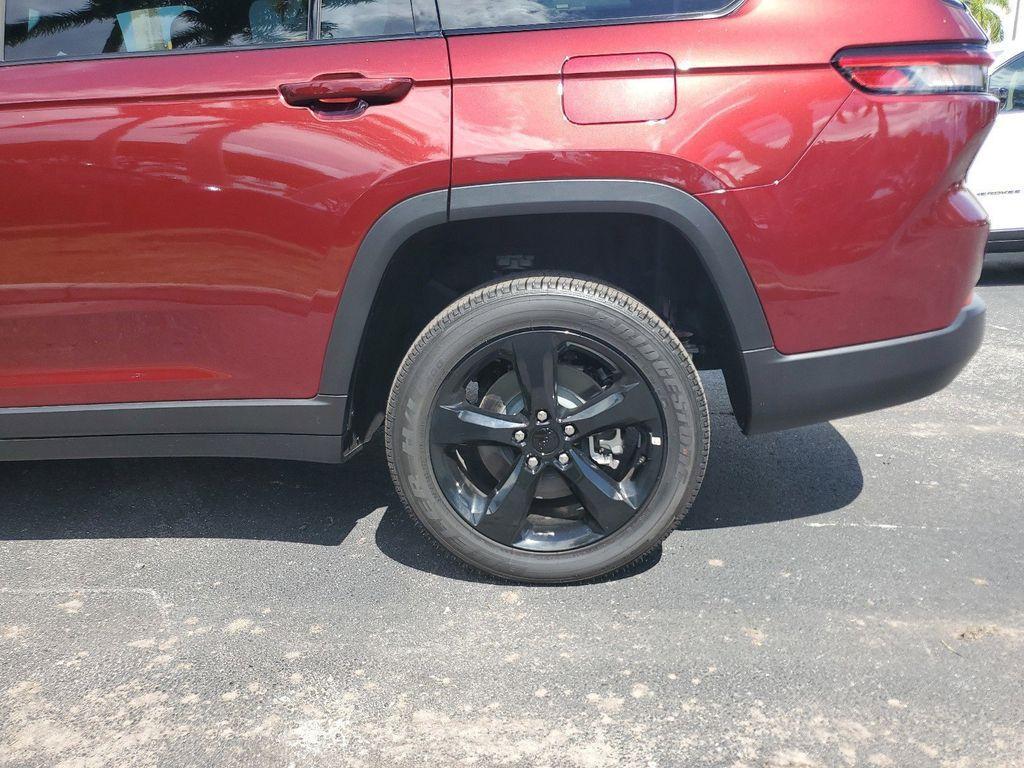 new 2025 Jeep Grand Cherokee L car, priced at $50,999