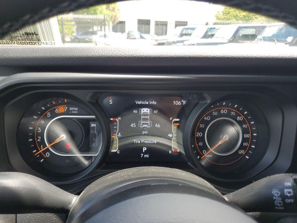 new 2025 Jeep Wrangler car, priced at $39,675