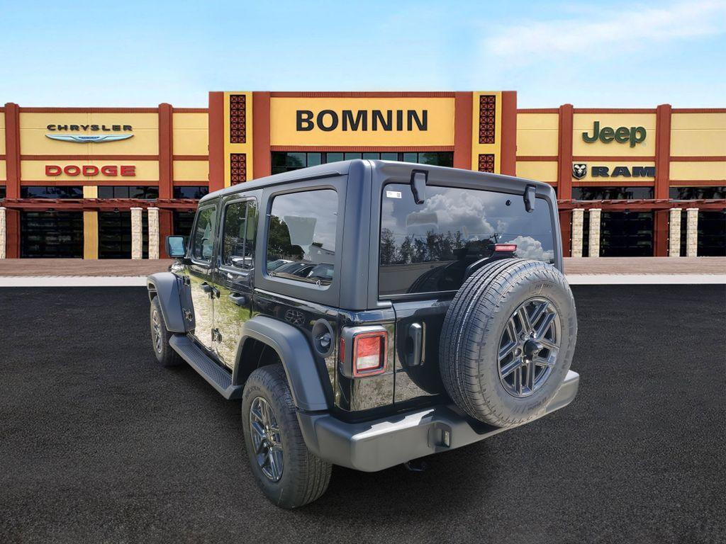 new 2025 Jeep Wrangler car, priced at $39,675