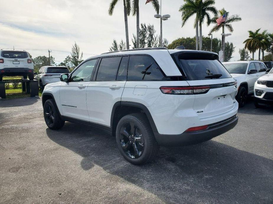 new 2024 Jeep Grand Cherokee car, priced at $40,187