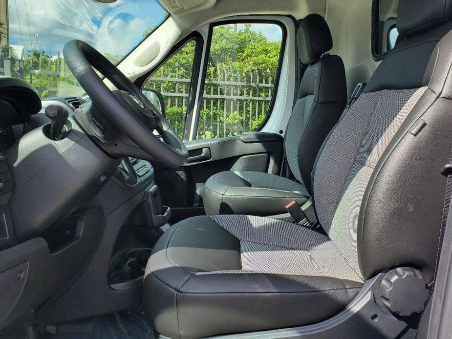 new 2025 Ram ProMaster 2500 car, priced at $52,915