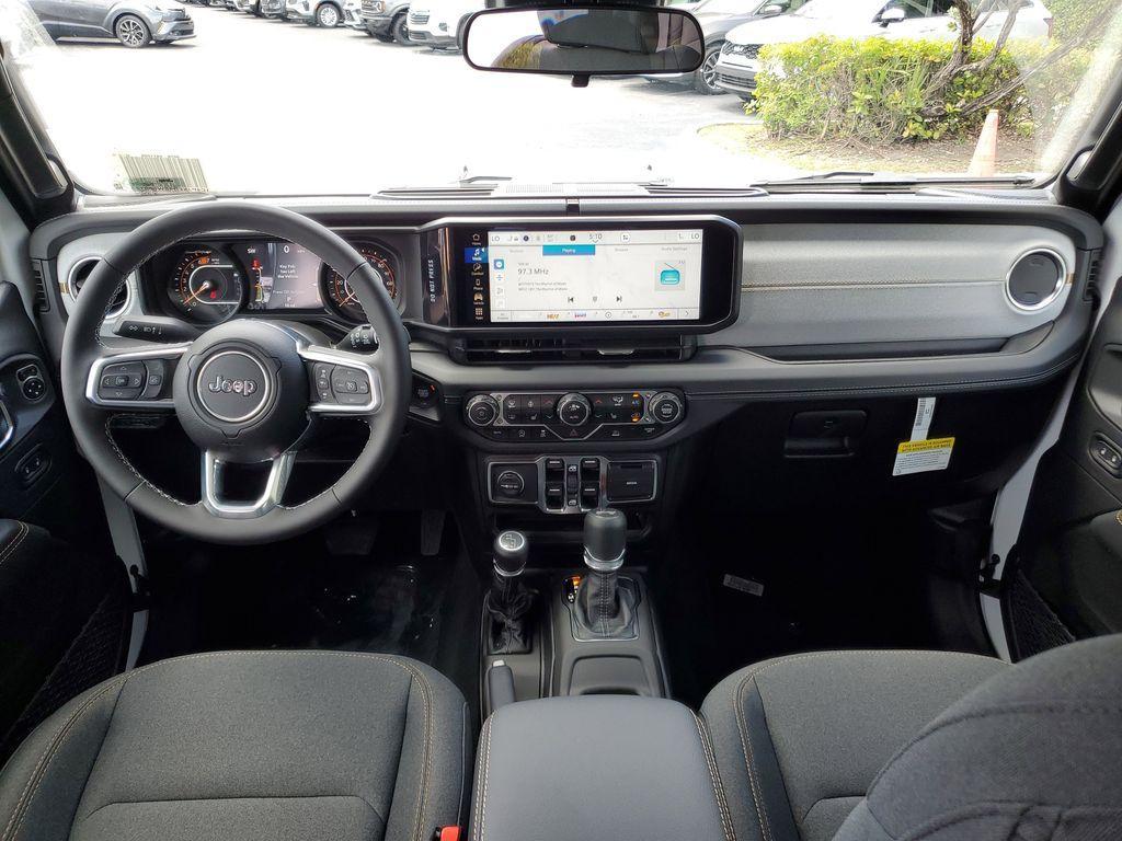 new 2025 Jeep Wrangler car, priced at $43,387