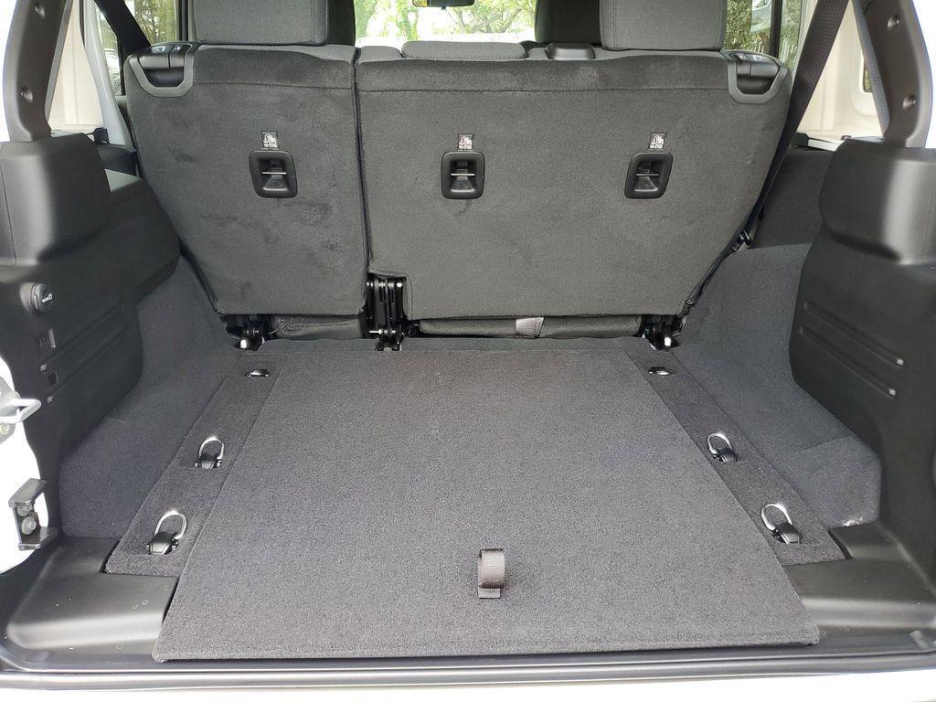 new 2025 Jeep Wrangler car, priced at $43,387